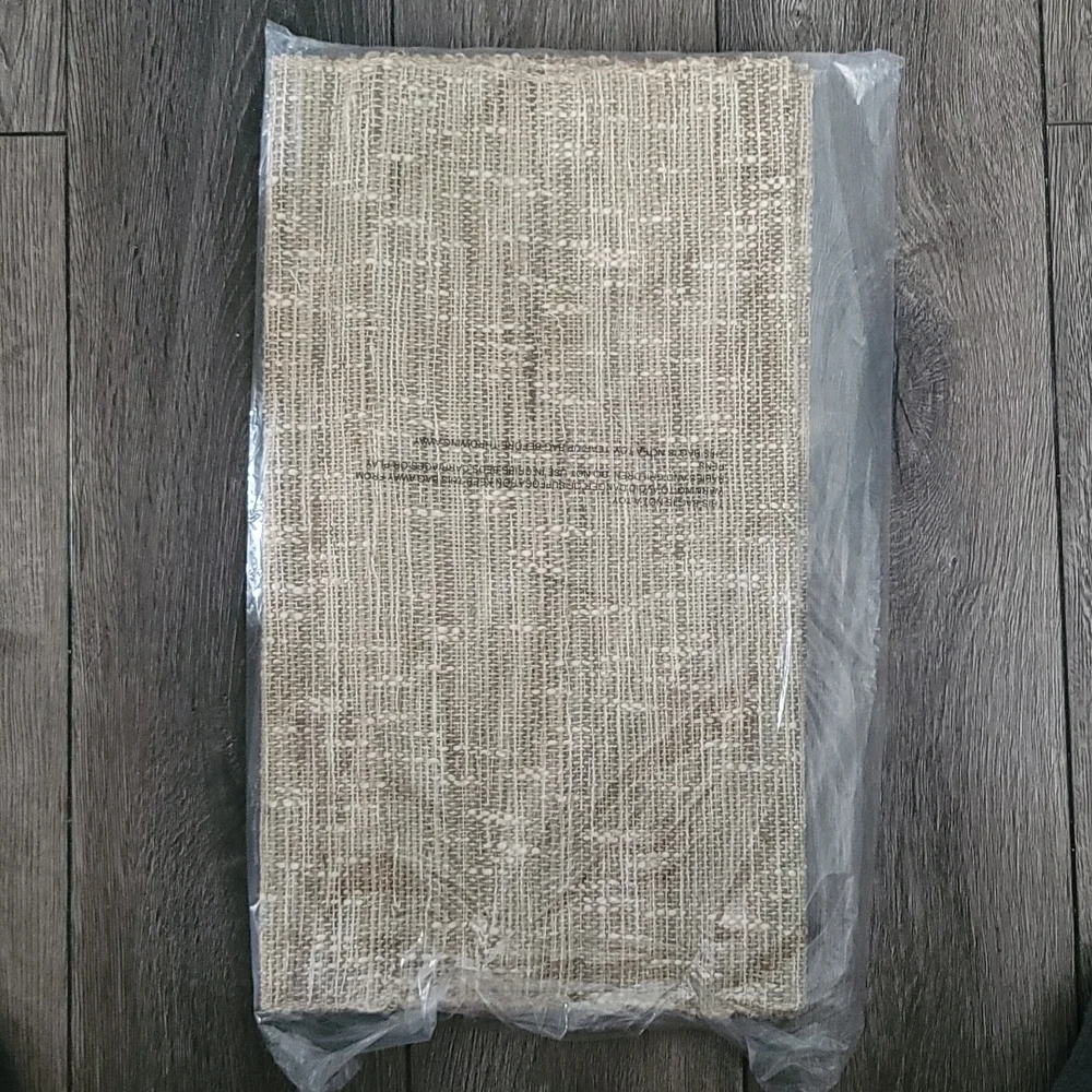 Table runner